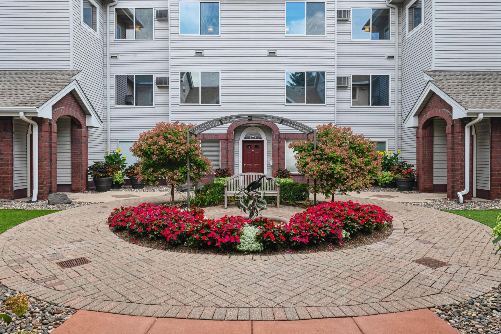 7520 Edinborough Way Unit: 2312