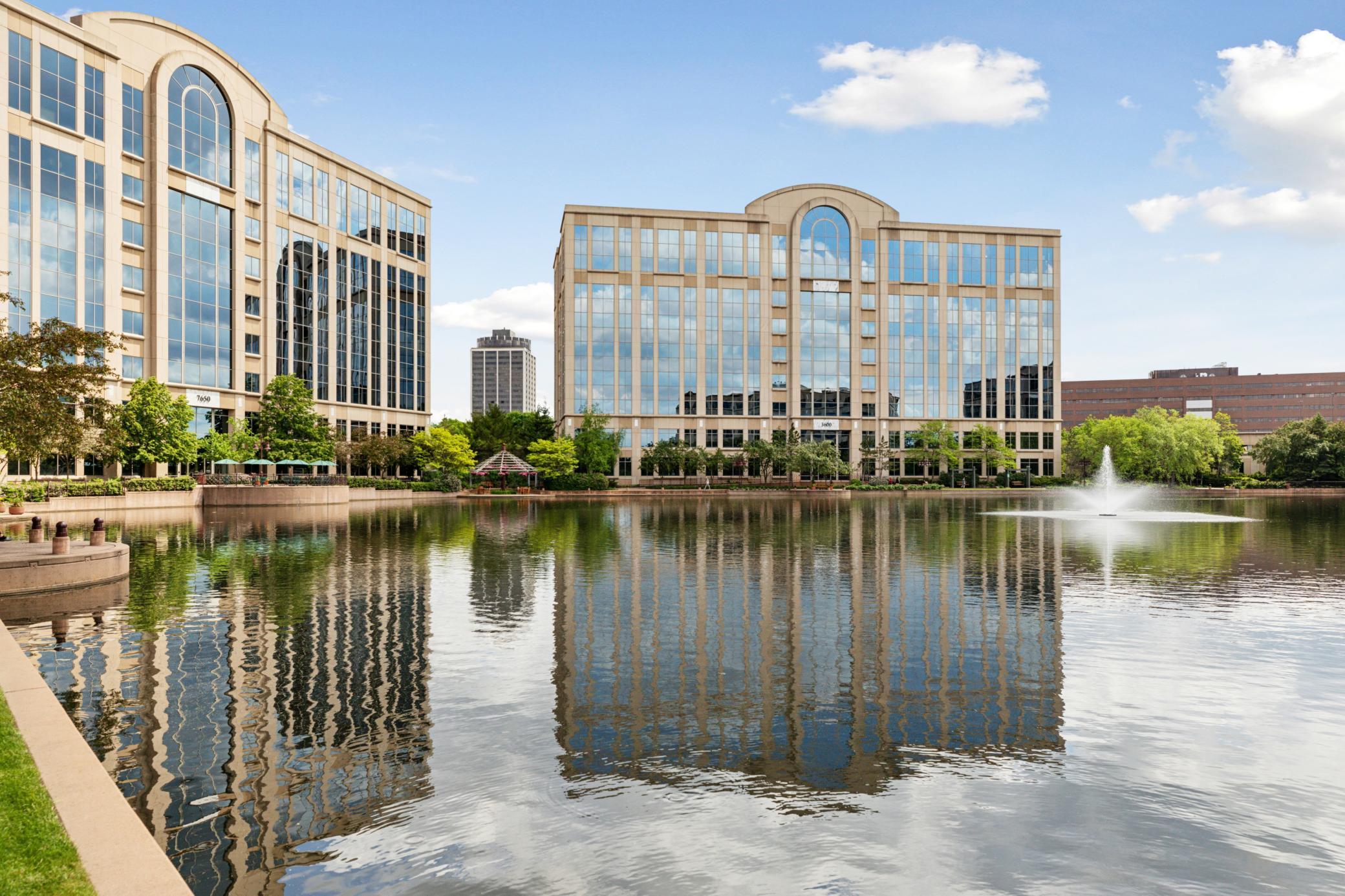7520 Edinborough Way Unit: 2312
