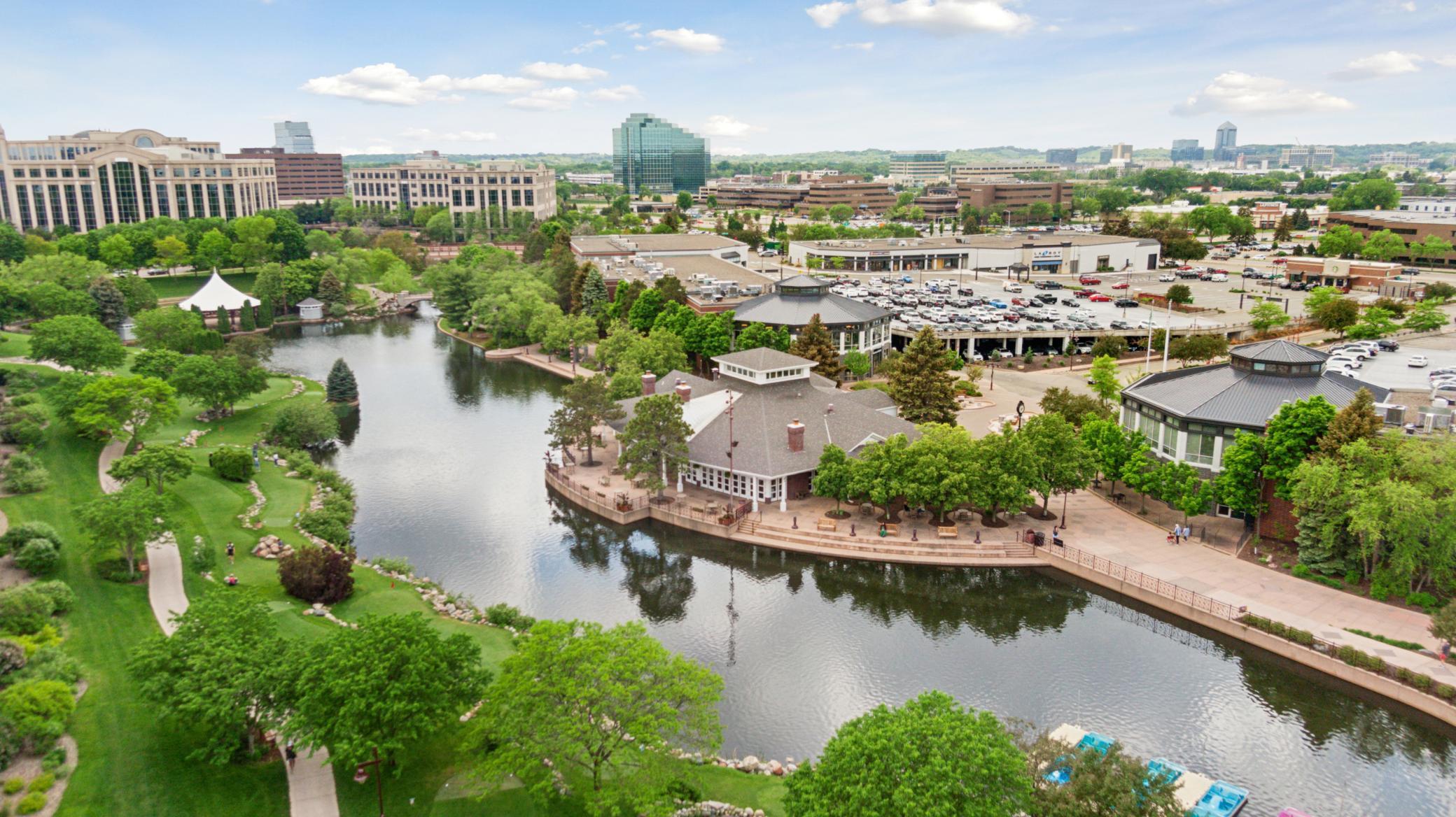 7520 Edinborough Way Unit: 2312