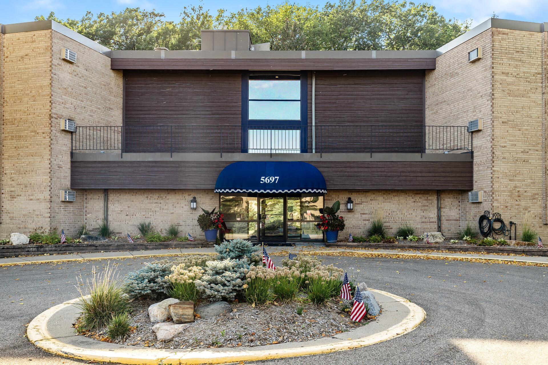 5697 Green Circle Drive Unit: 105