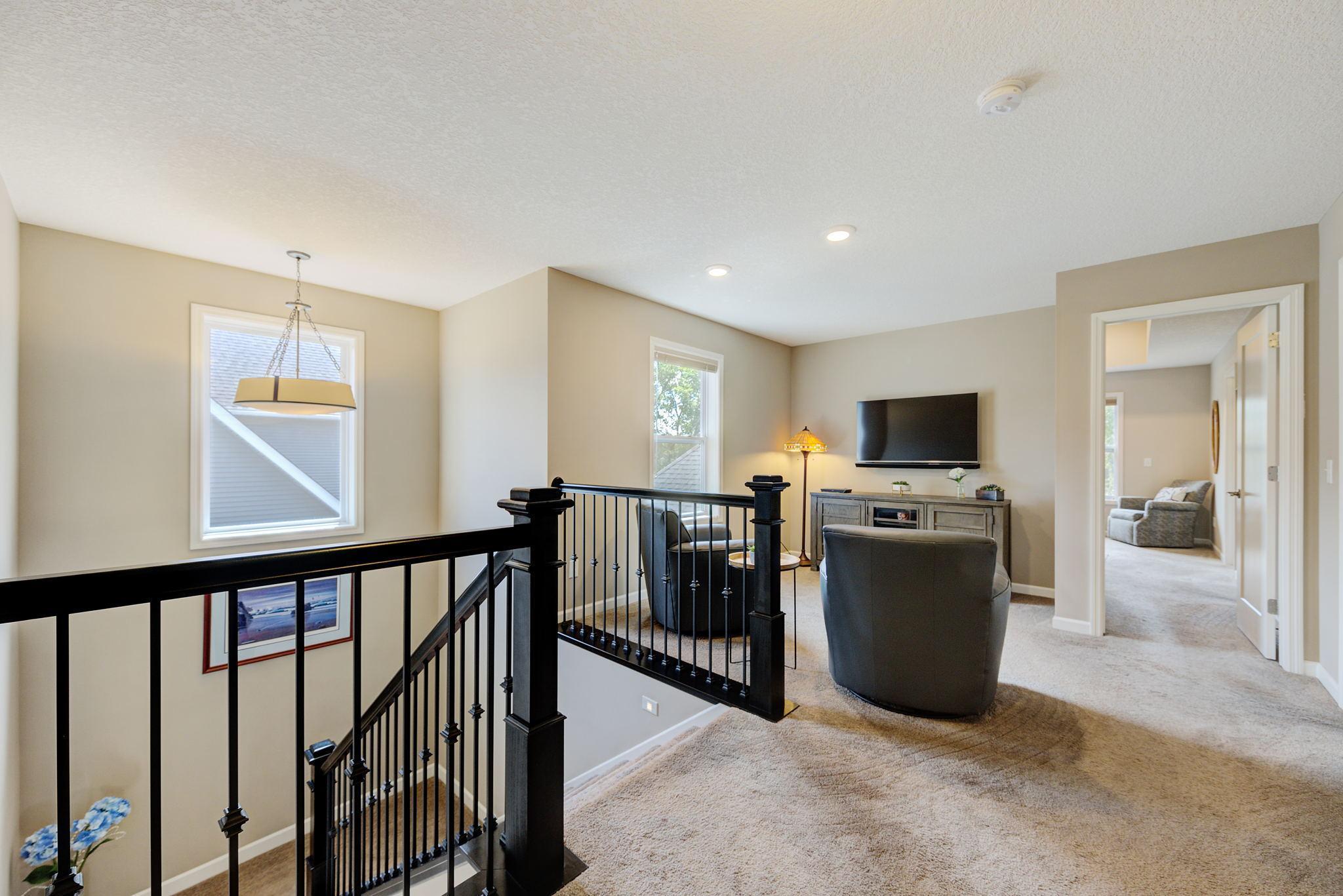 8568 Ellet Circle