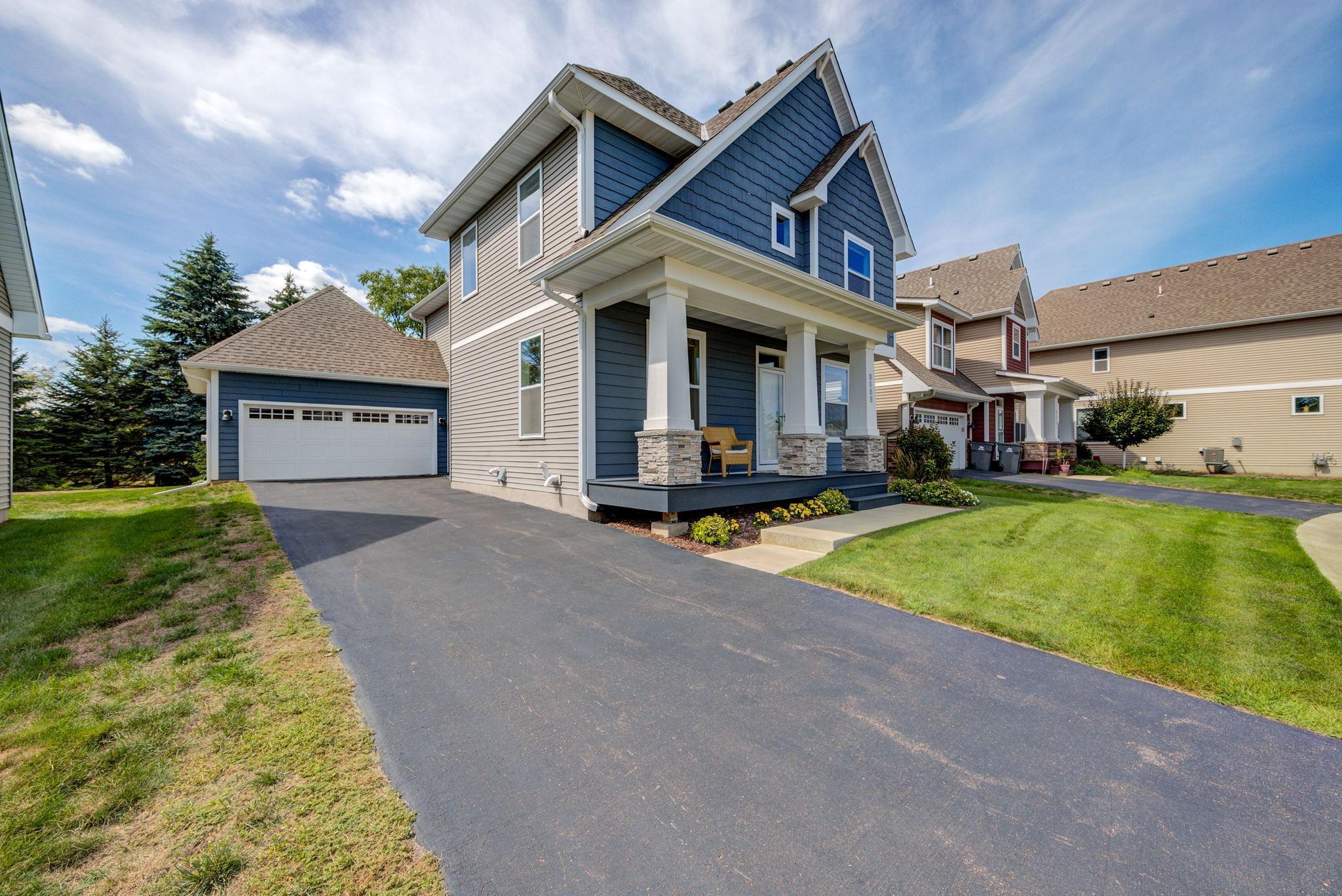 8568 Ellet Circle