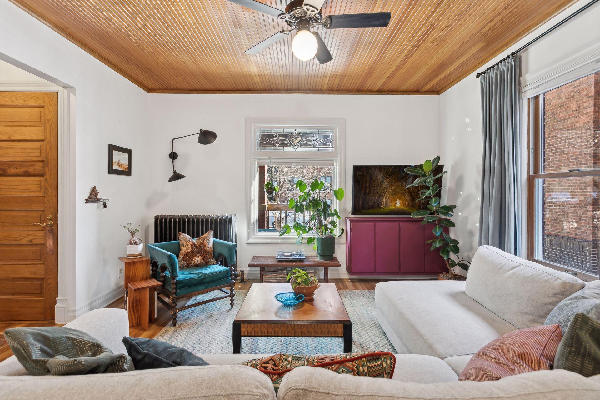 2100 Garfield Avenue Unit: 1