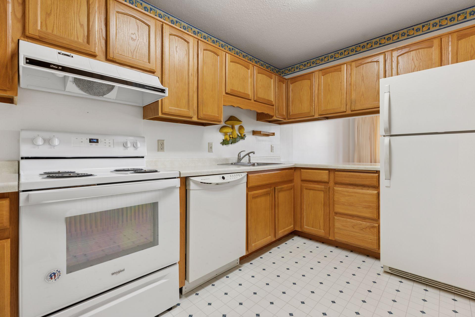 5697 Green Circle Drive Unit: 219