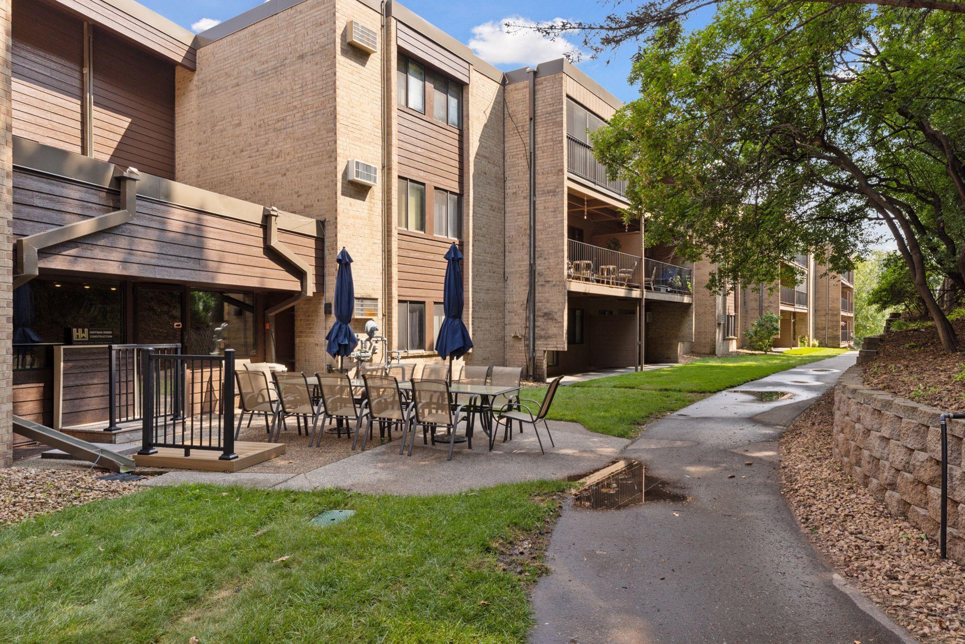 5697 Green Circle Drive Unit: 219