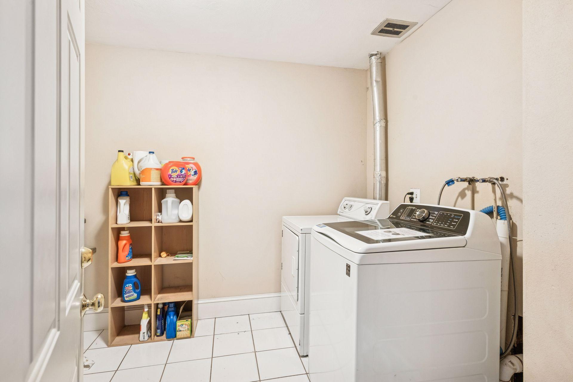 3237 15th Avenue S Unit: 21