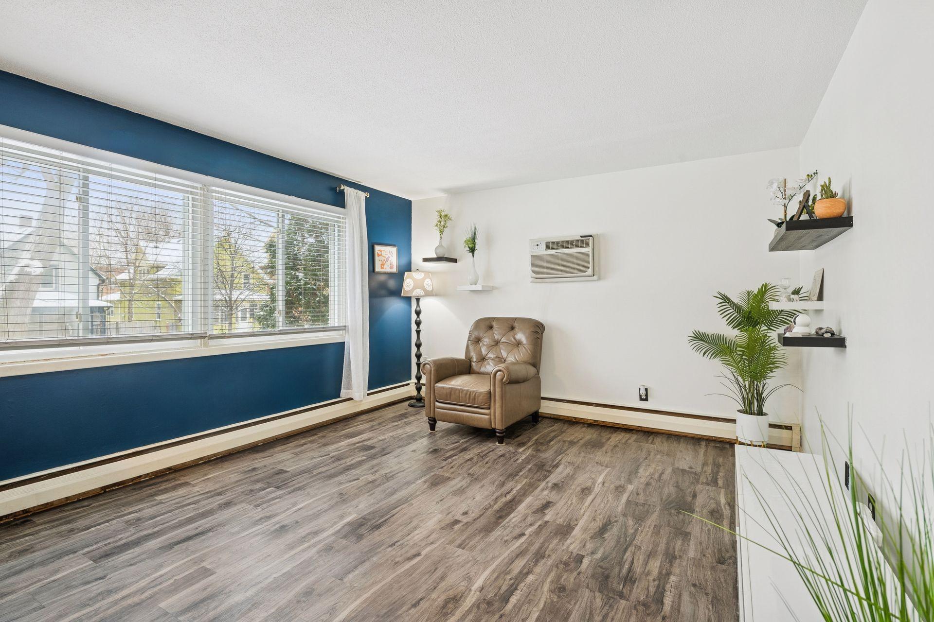 3237 15th Avenue S Unit: 21