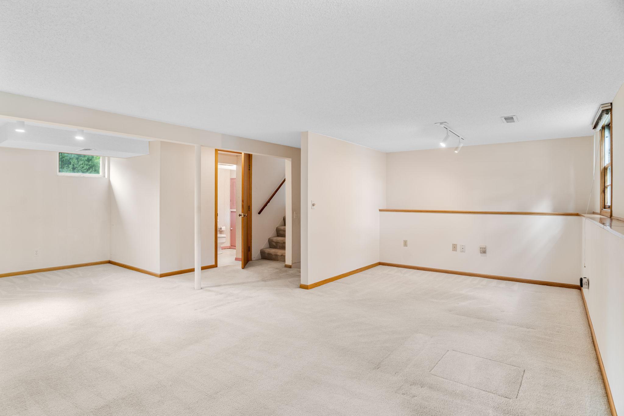 8341 Ewing Road