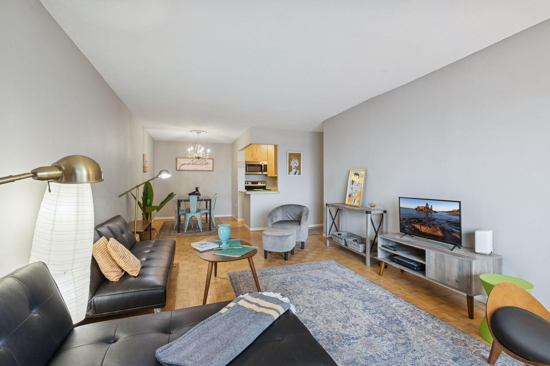 400 Groveland Avenue Unit: 910