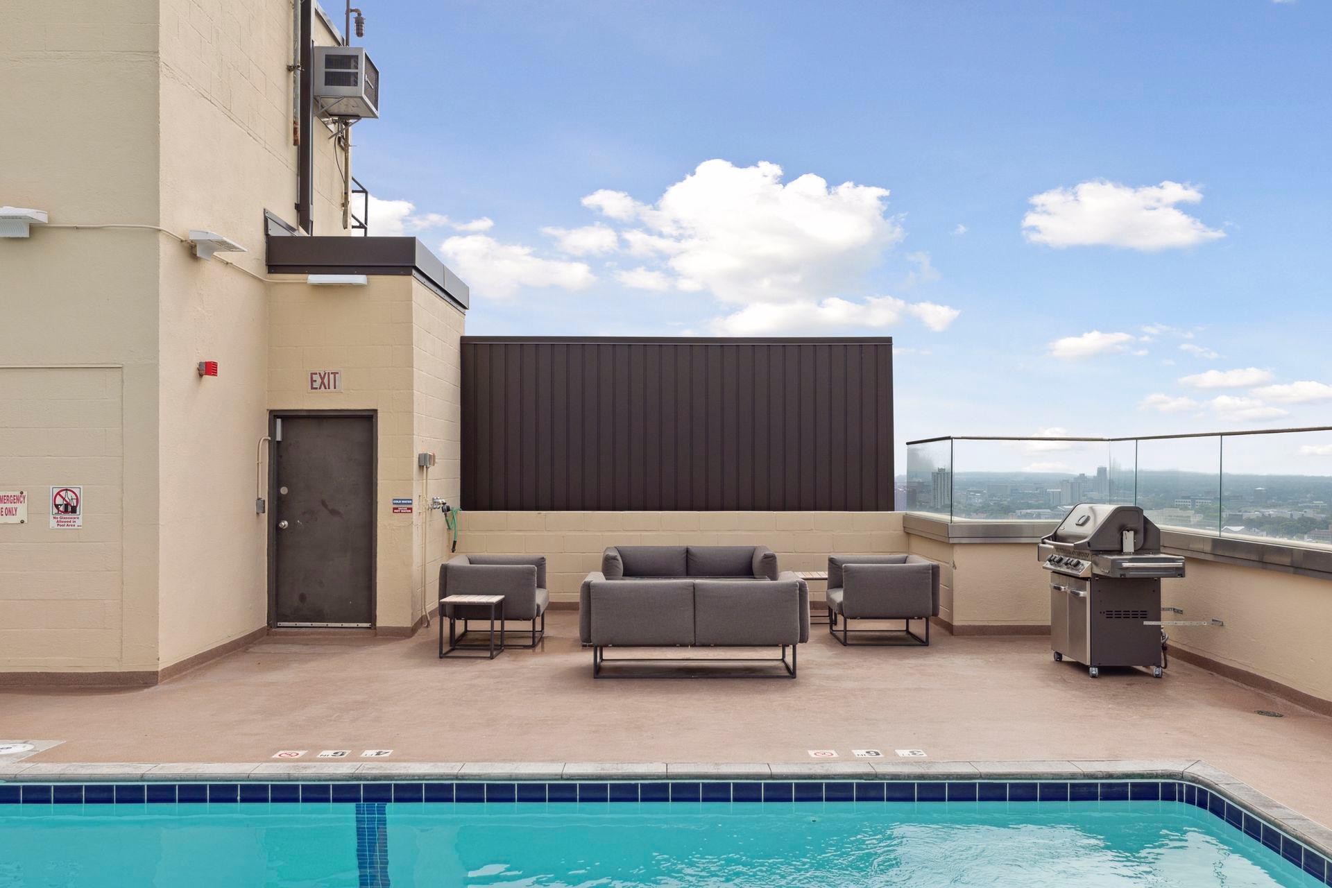 400 Groveland Avenue Unit: 910