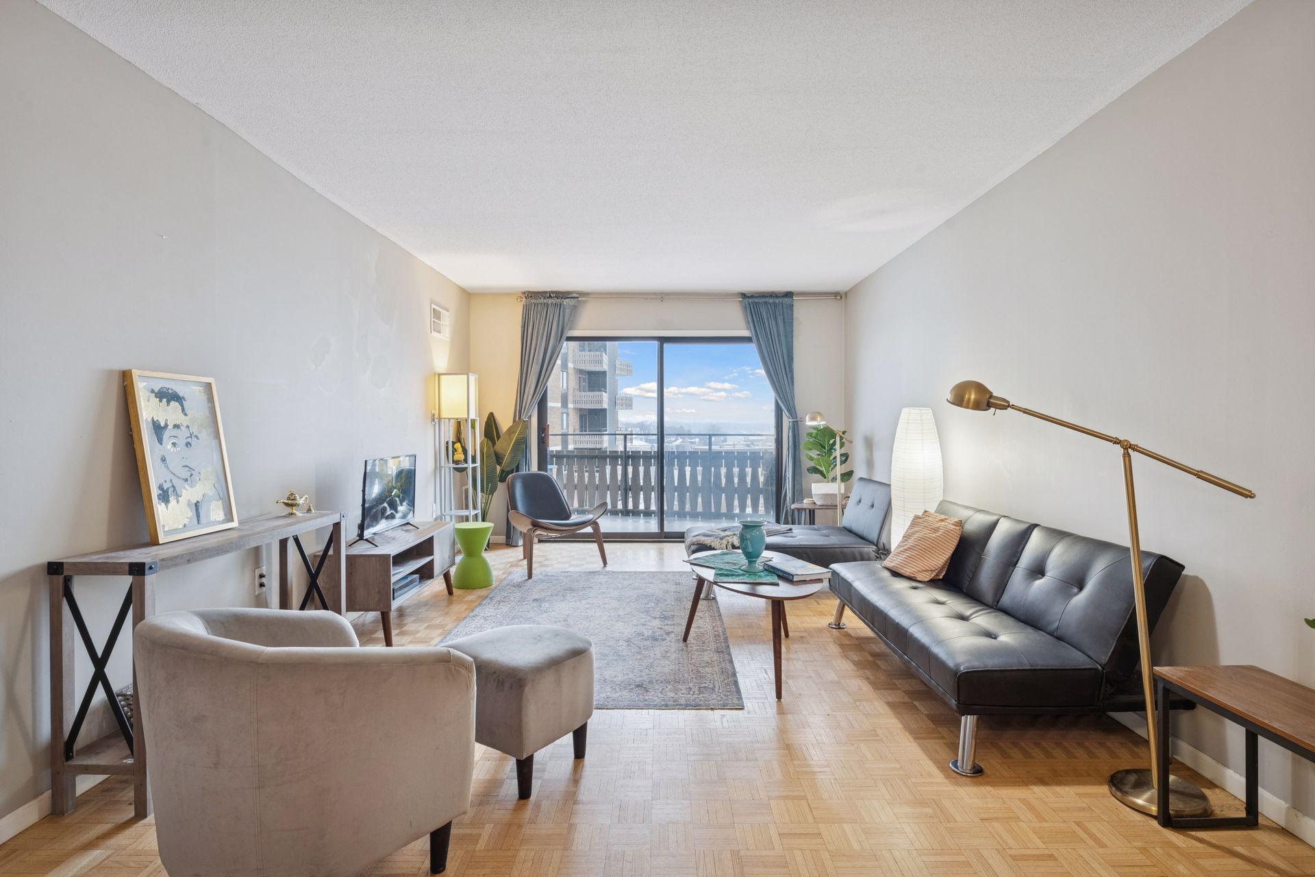 400 Groveland Avenue Unit: 910