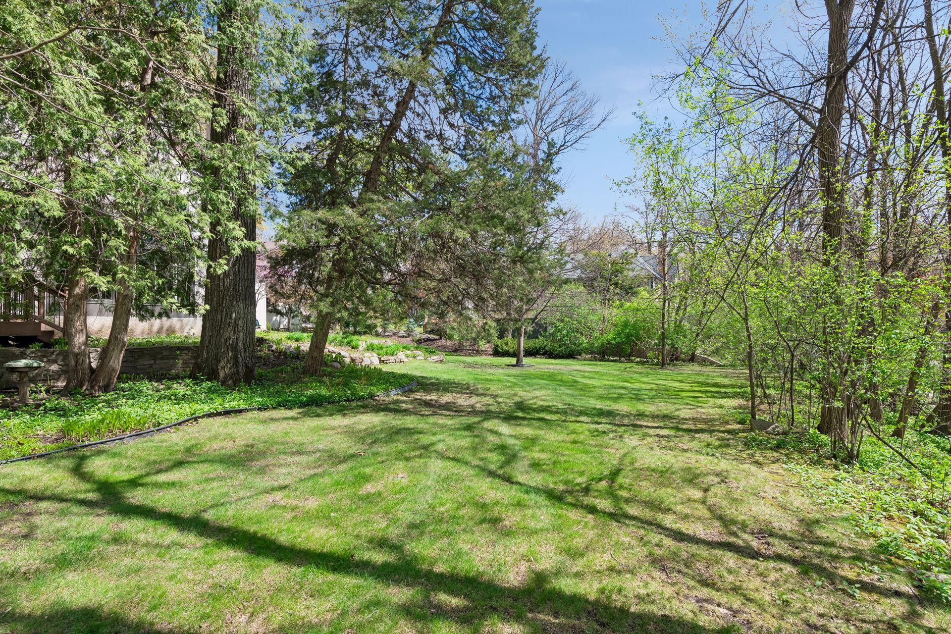 306 W Minnehaha Parkway