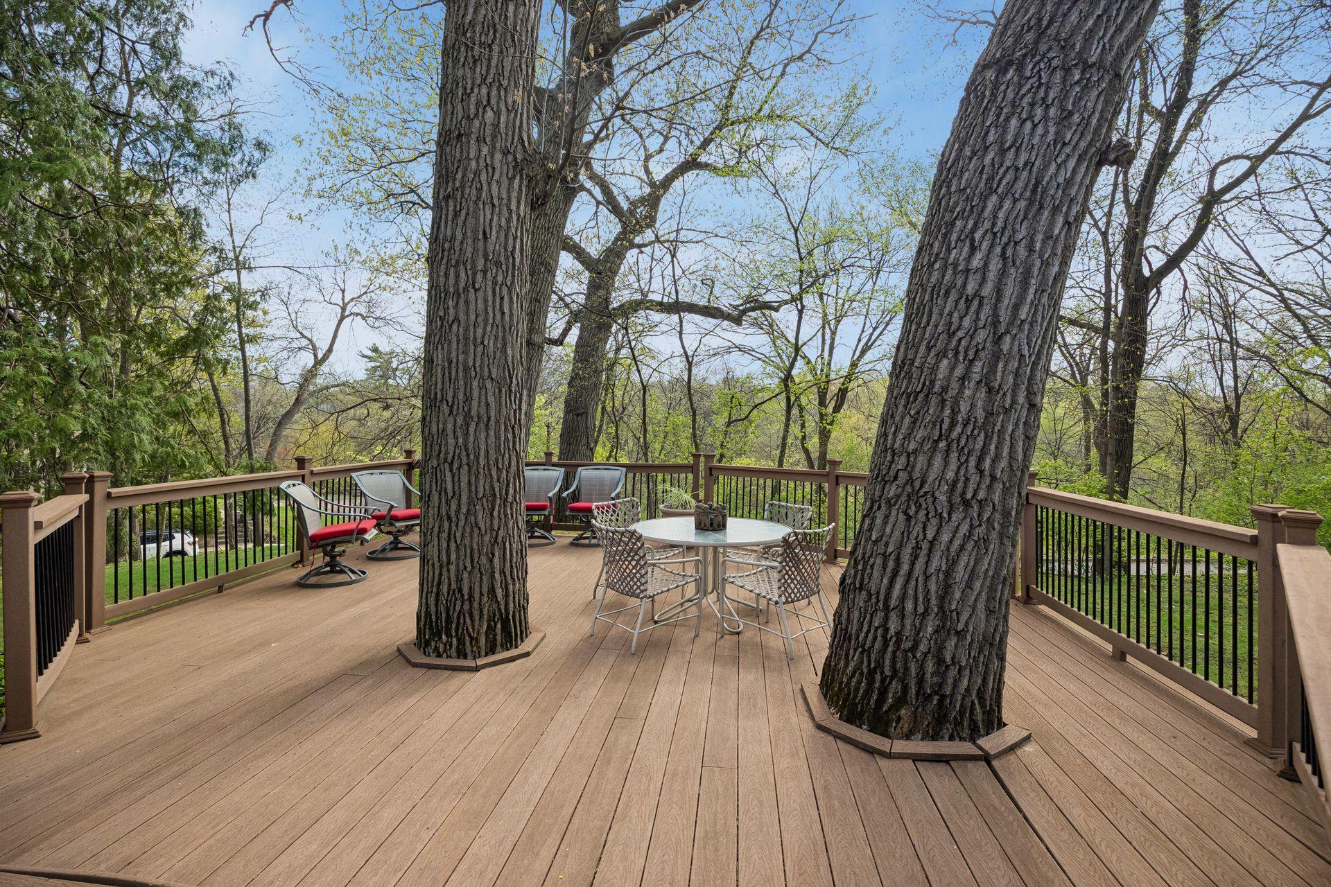 306 W Minnehaha Parkway