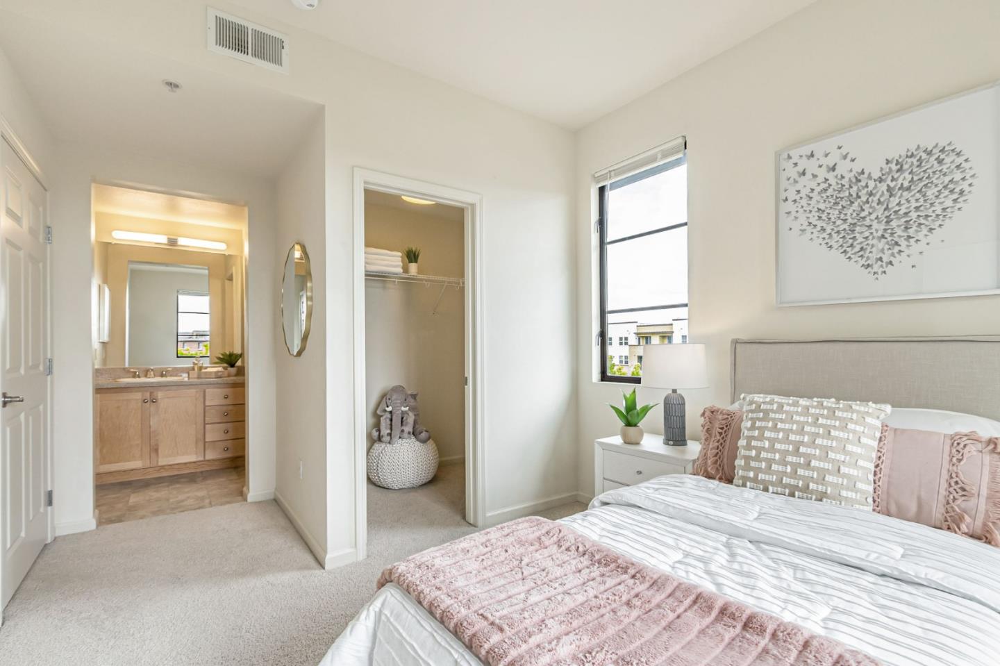 800 N 8th ST 313