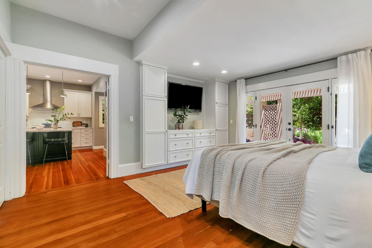 498 Bird Avenue