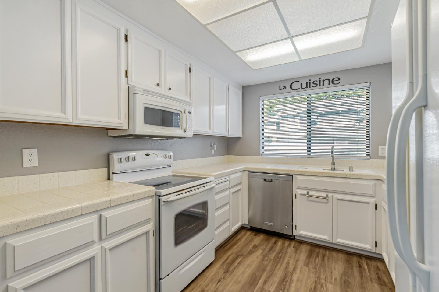 4968 Red Creek Drive