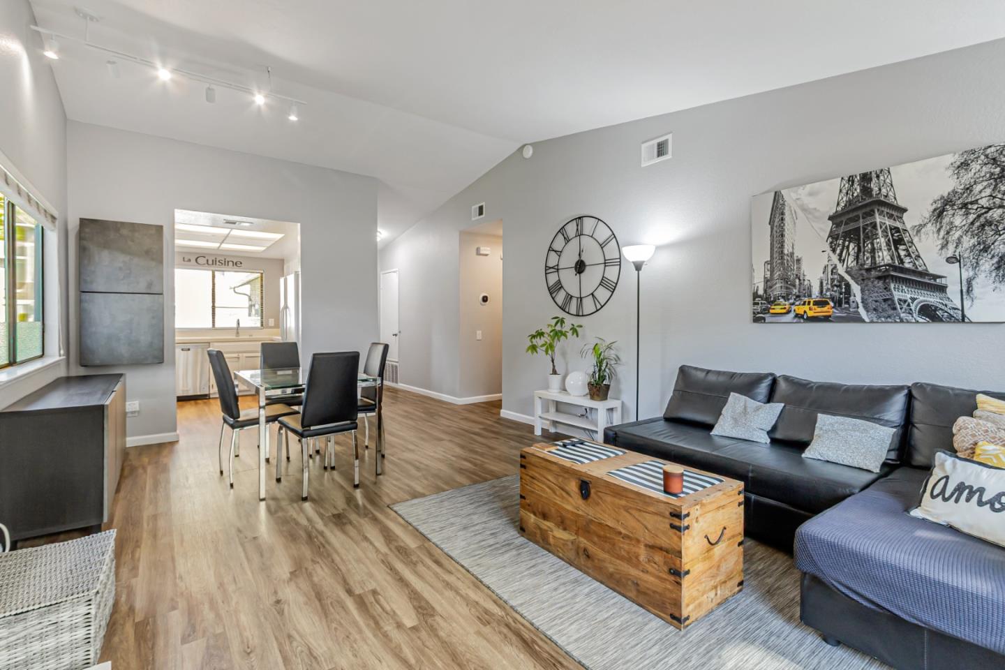 4968 Red Creek Drive