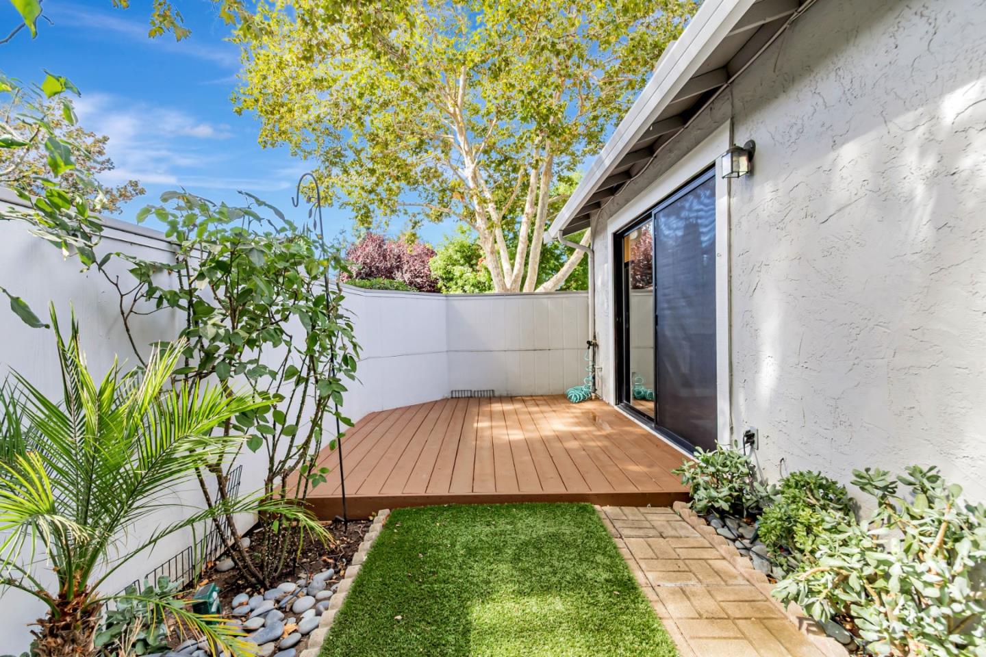 4968 Red Creek Drive