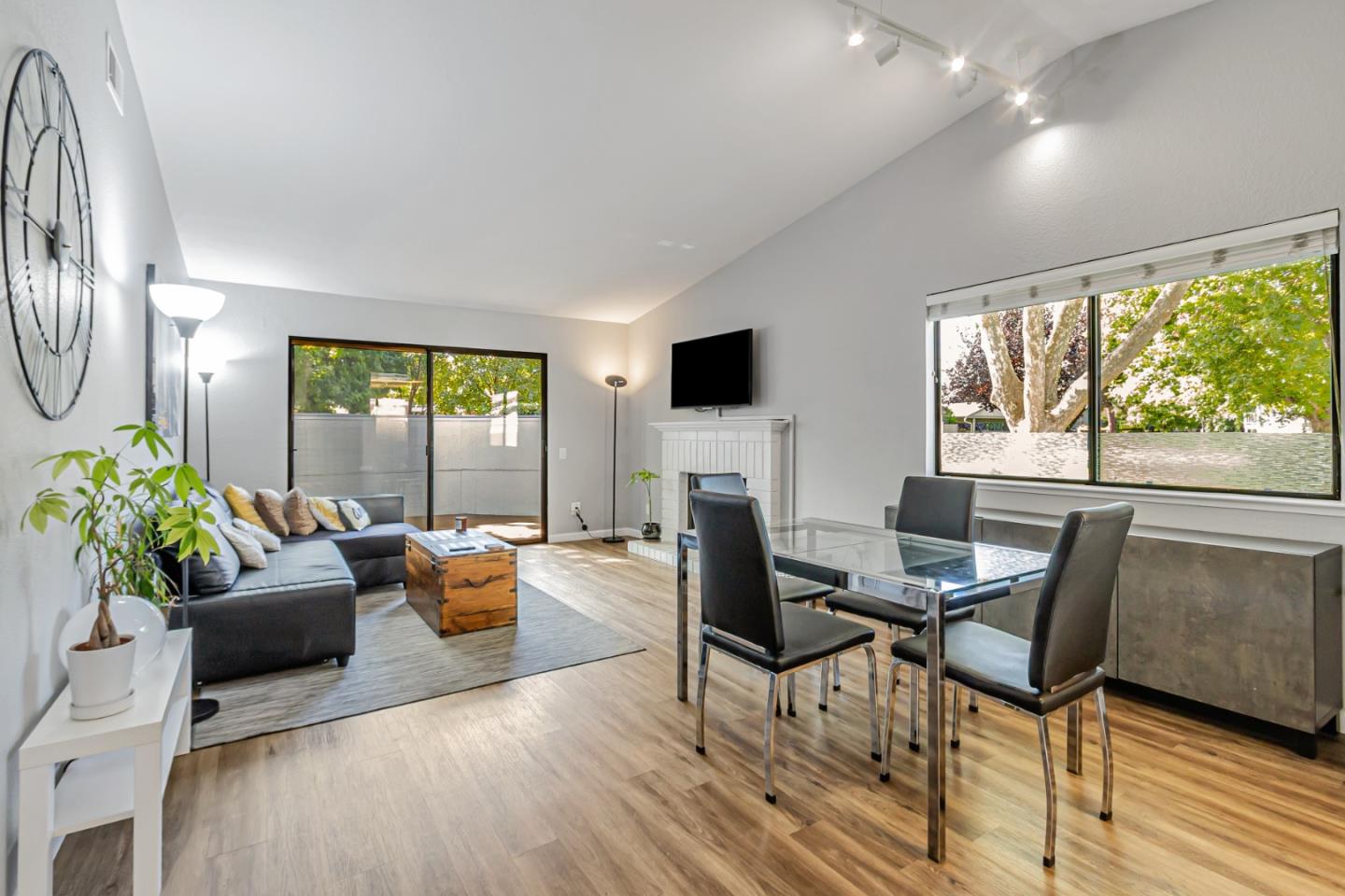 4968 Red Creek Drive