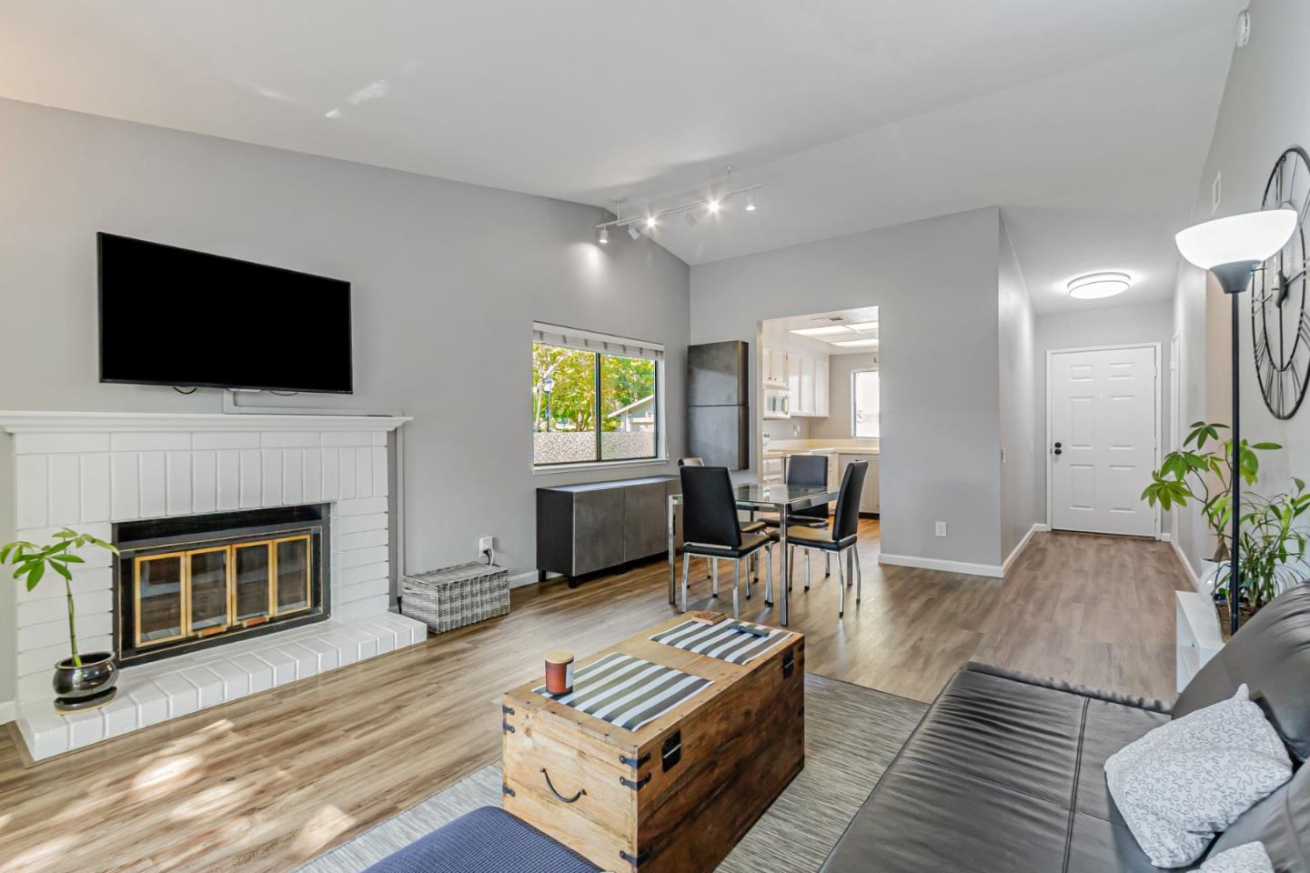 4968 Red Creek Drive