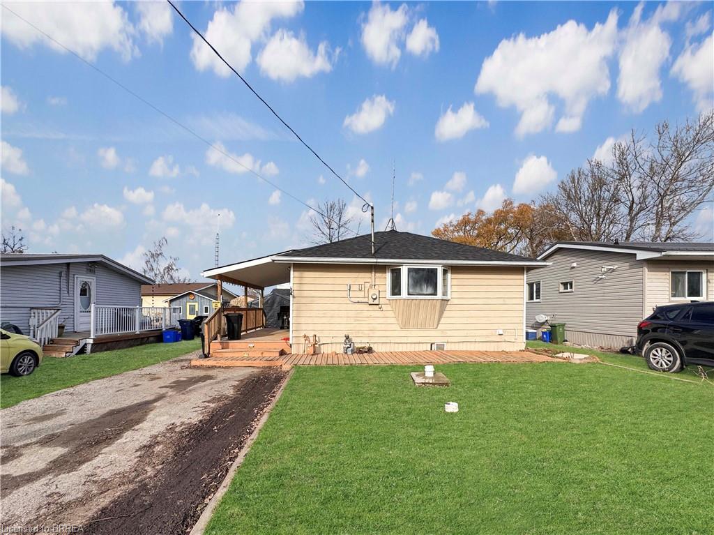 6 Beverly Drive