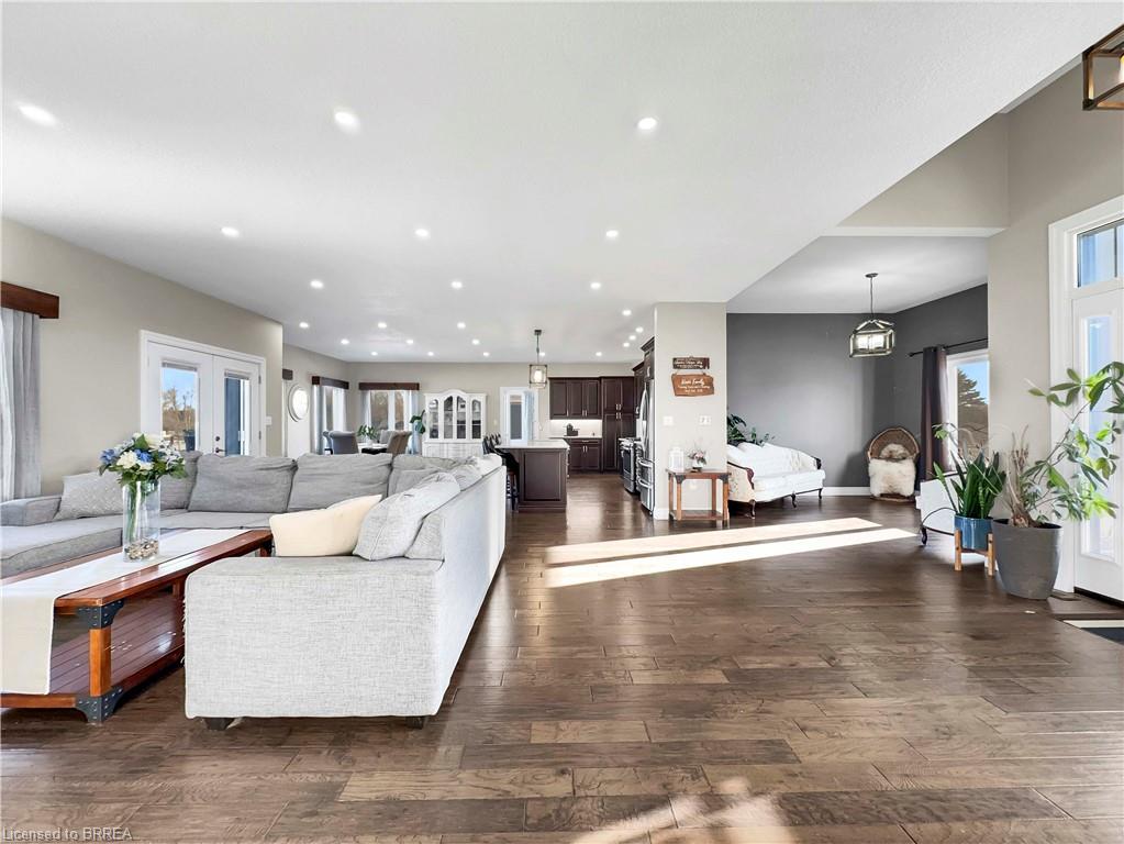236 Burford Delhi Townline Road