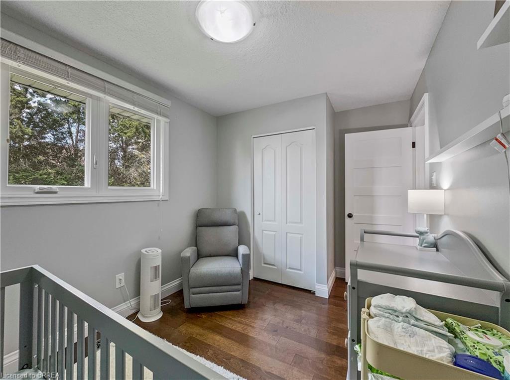 28 Dante Crescent