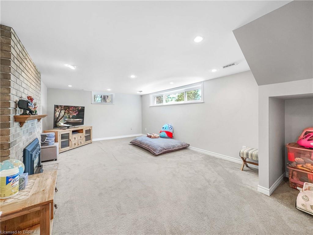 43 Pleasant Ridge Road