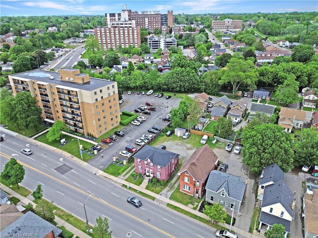 273 Brant Avenue