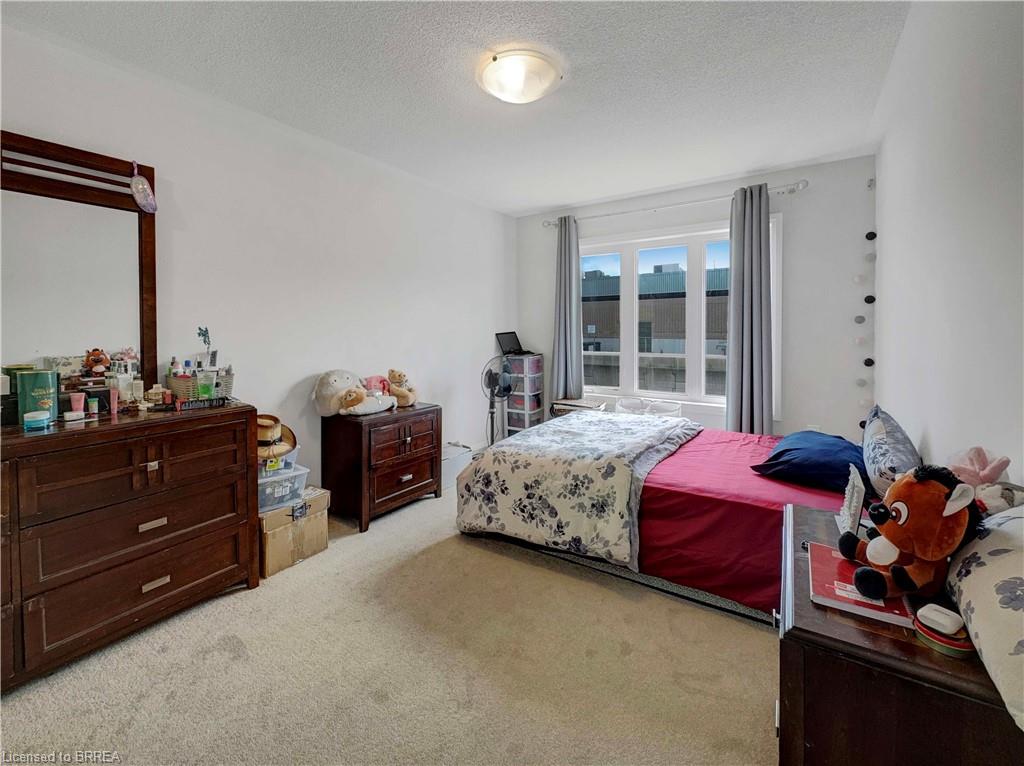 1105-585 Colborne Street Unit: 1105