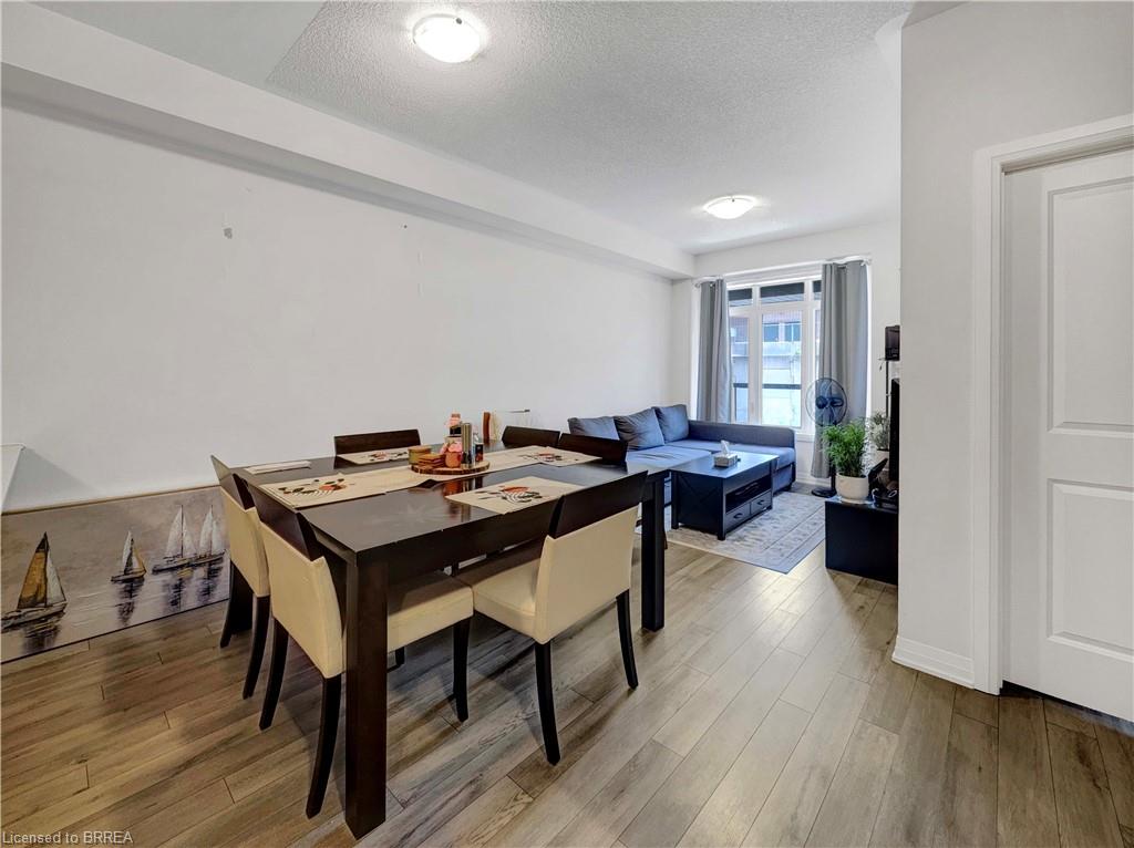 1105-585 Colborne Street Unit: 1105