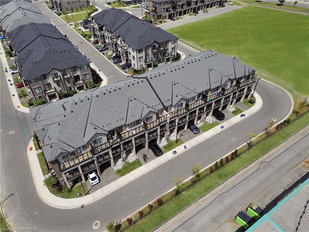 1105-585 Colborne Street Unit: 1105