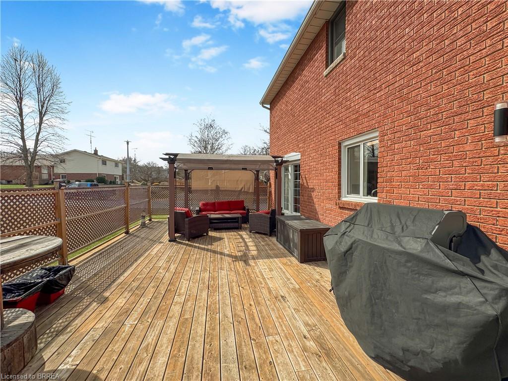 30 Lingwood Drive