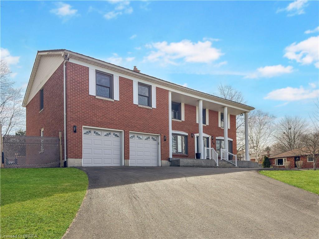 30 Lingwood Drive