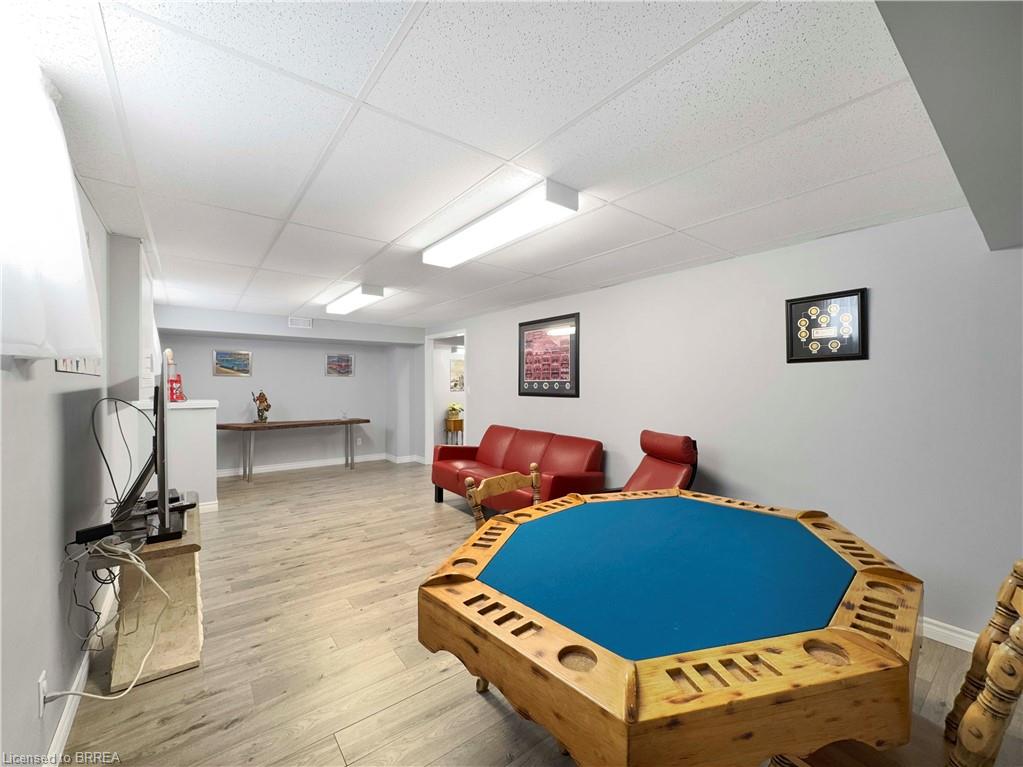 30 Lingwood Drive