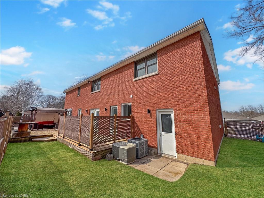 30 Lingwood Drive