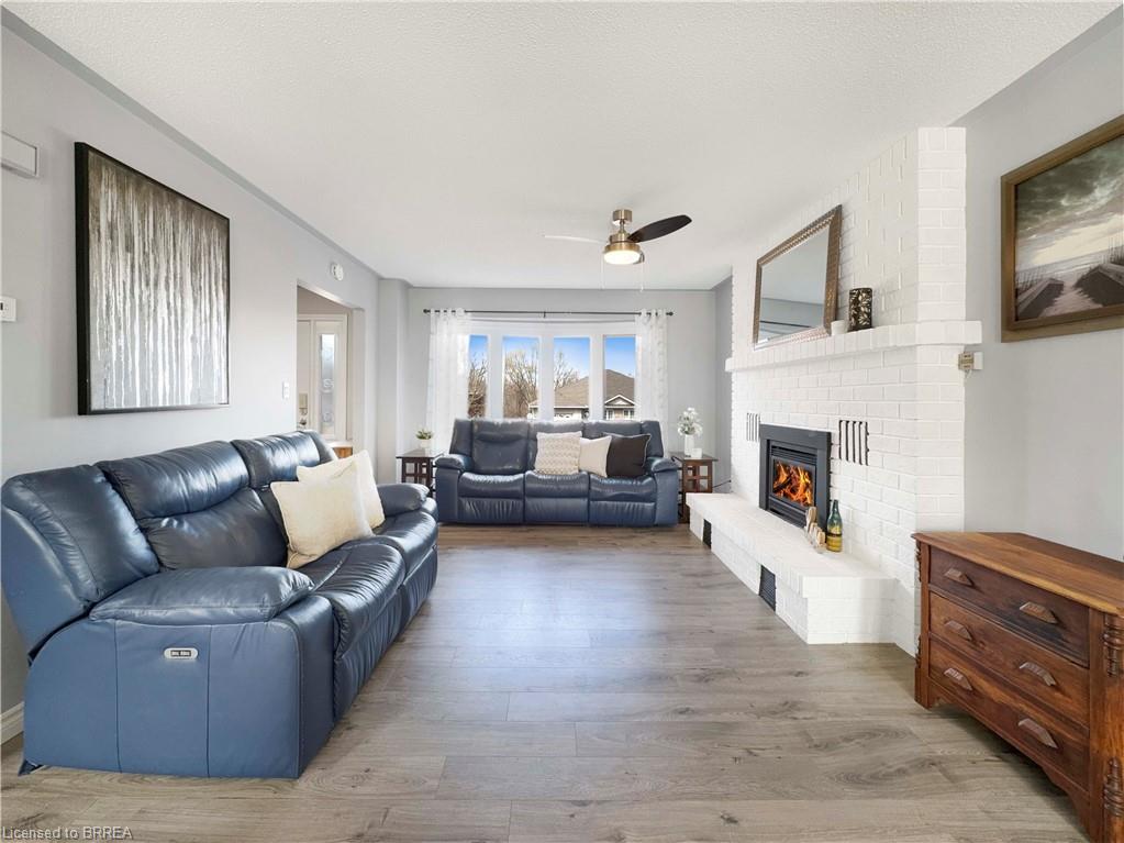 30 Lingwood Drive