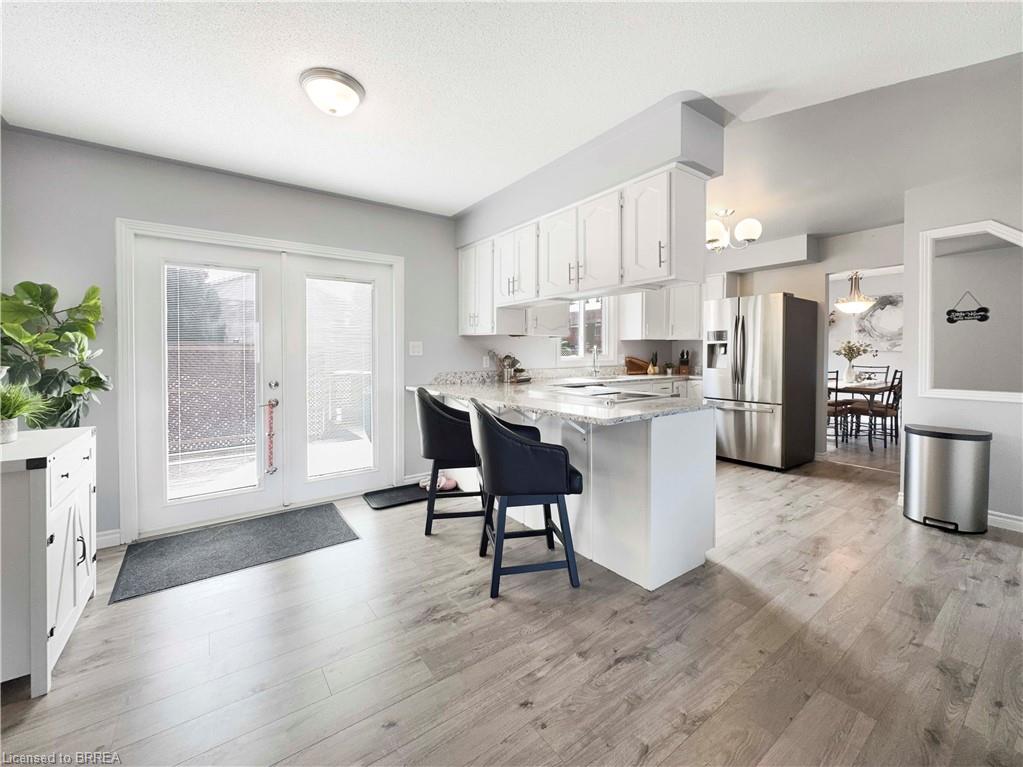 30 Lingwood Drive
