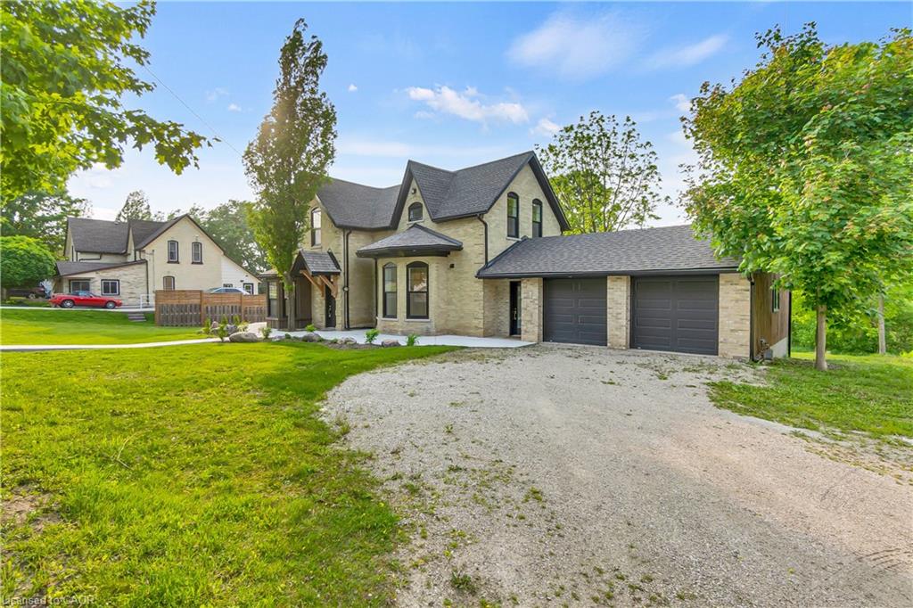 16 Hillcrest Street W