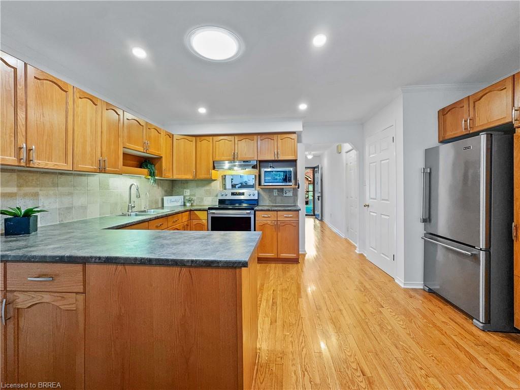144 Wood Street Unit: E