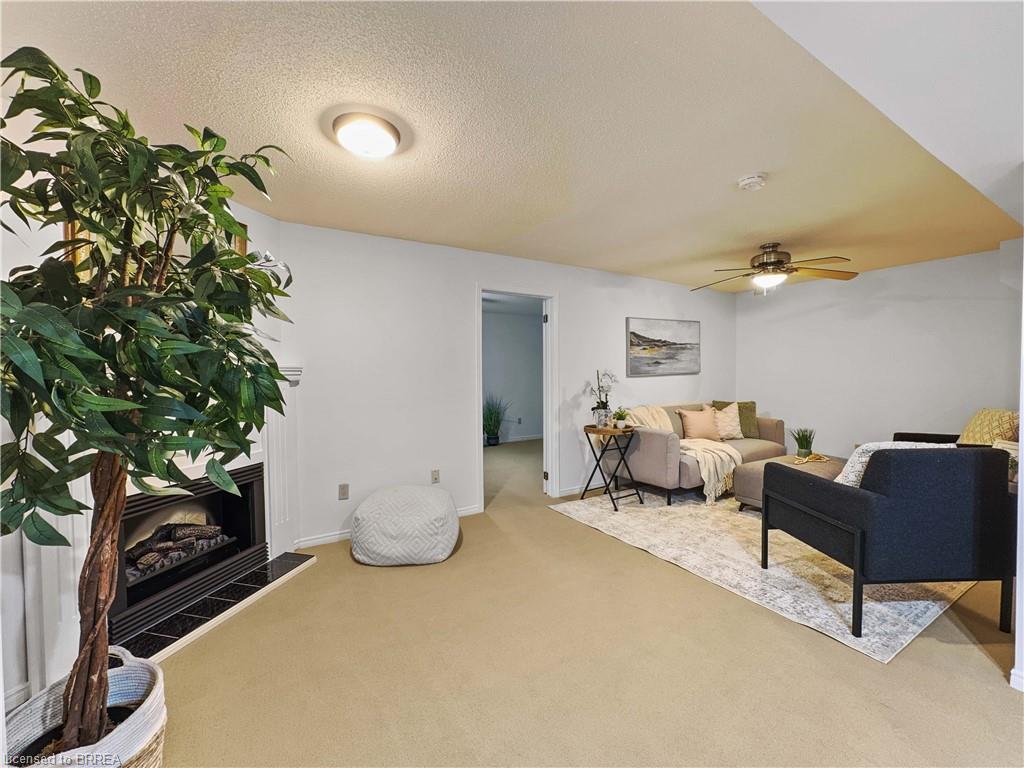144 Wood Street Unit: E
