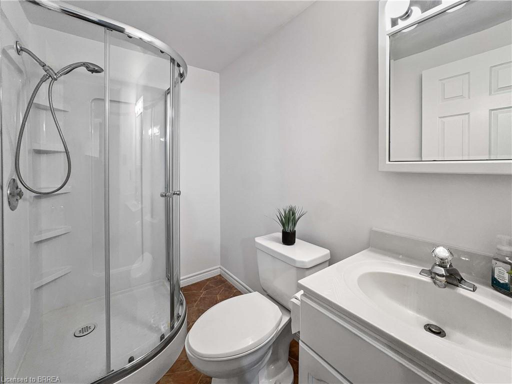 144 Wood Street Unit: E