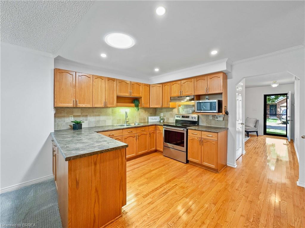 144 Wood Street Unit: E