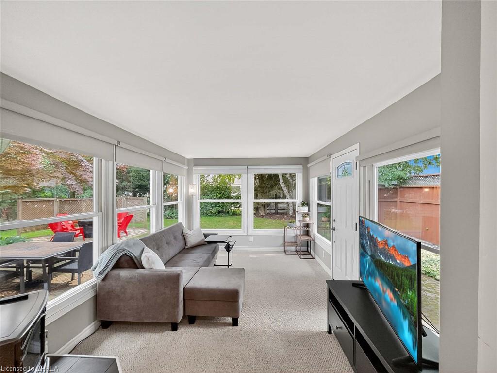 6 Sherry Lane