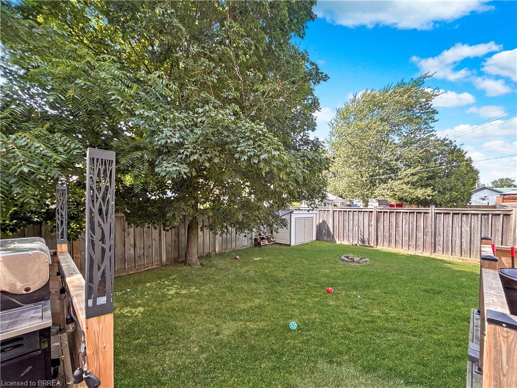 25 Baird Street S