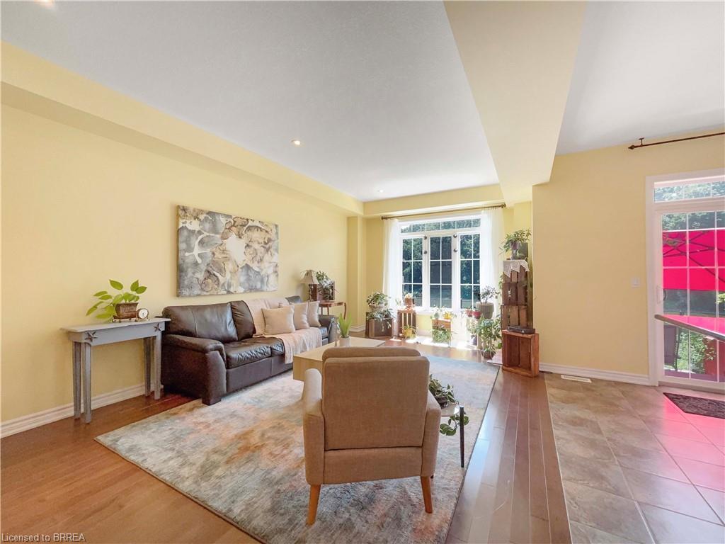8-80 Willow Street Unit: 8