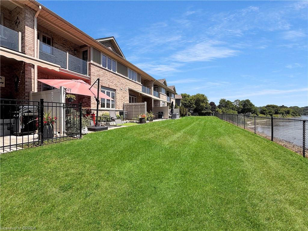 8-80 Willow Street Unit: 8