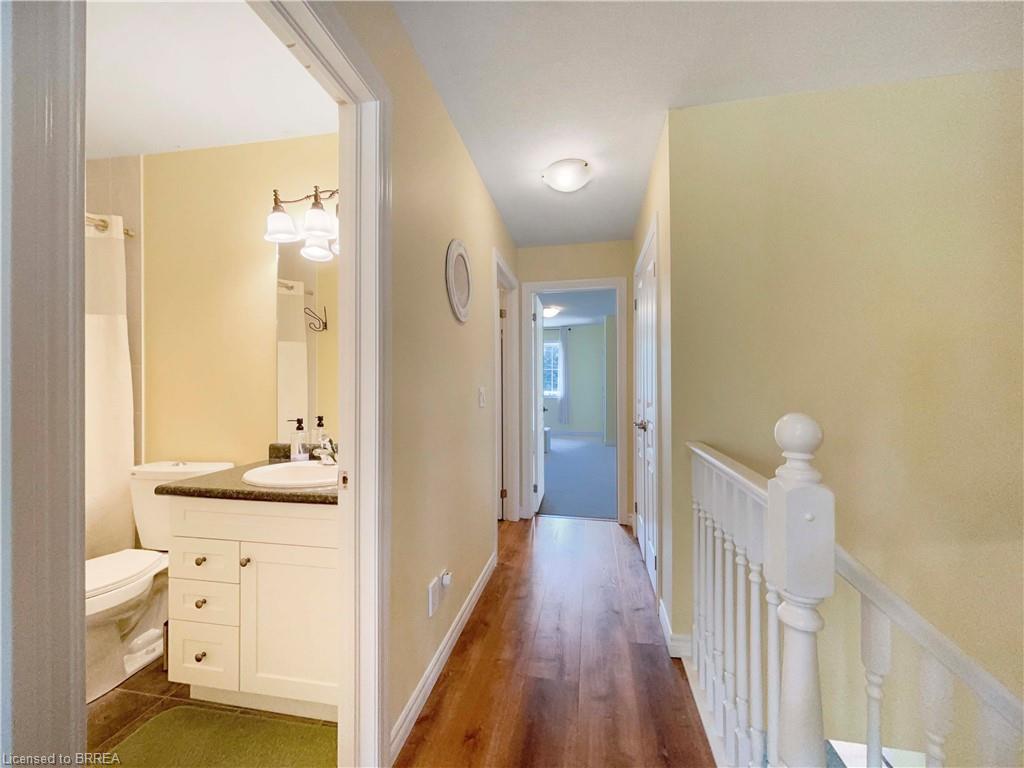 8-80 Willow Street Unit: 8