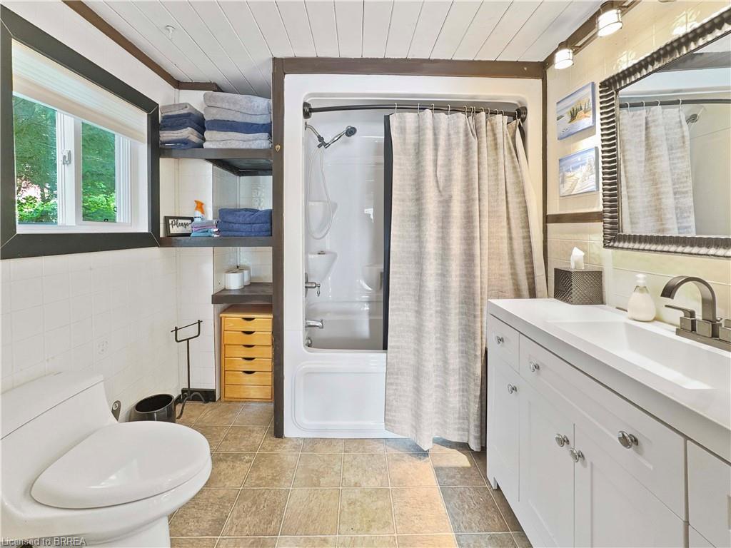 31 Fowke Lake Road