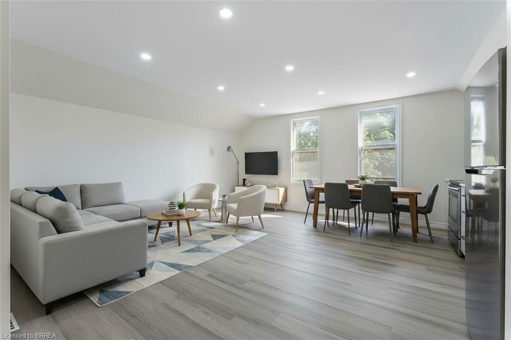 150 Elgin Street Unit: UPPER